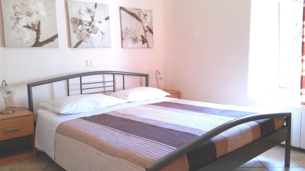 Apartment Ivan Πούλα Εξωτερικό φωτογραφία