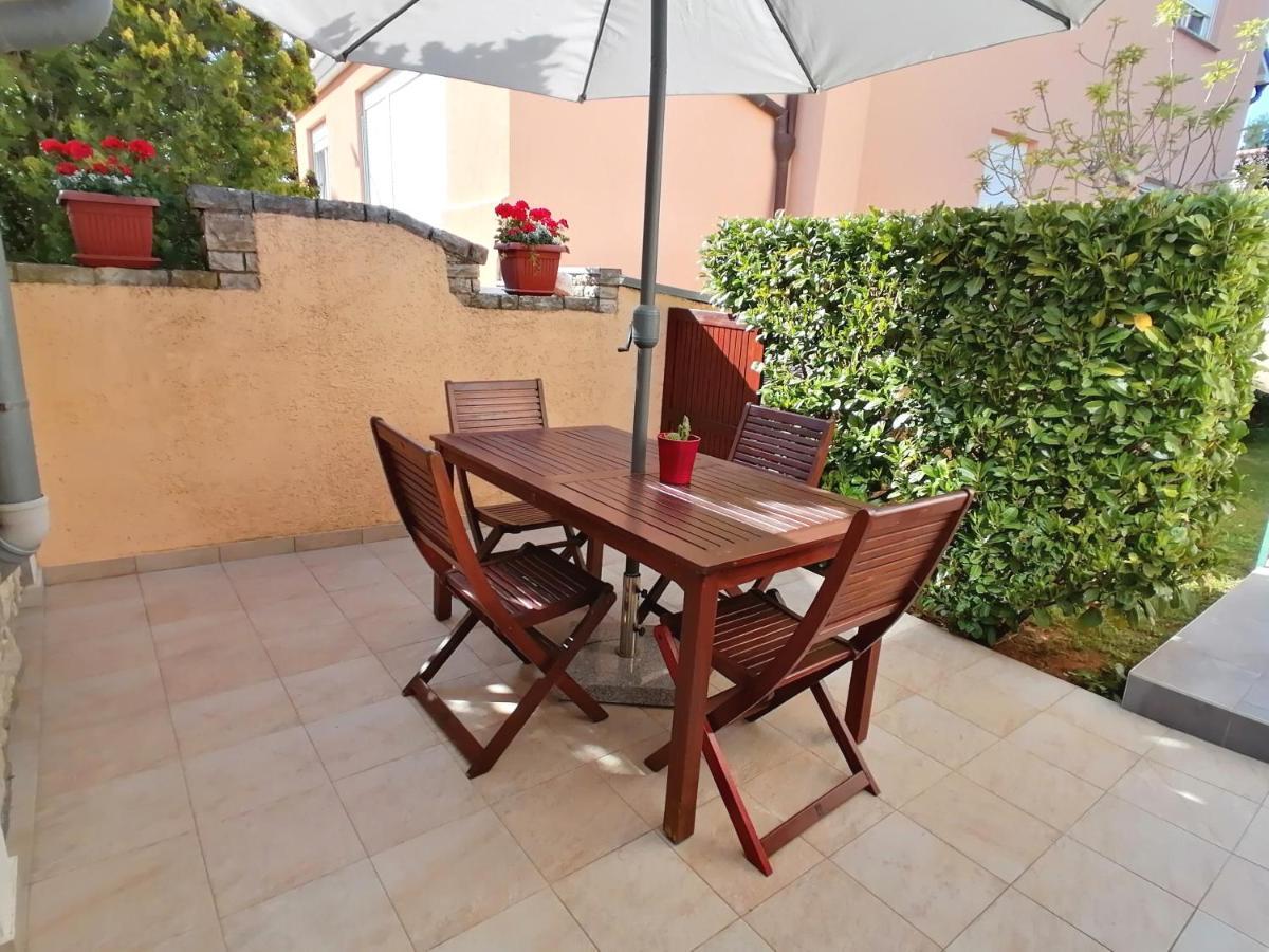 Apartment Ivan Πούλα Εξωτερικό φωτογραφία